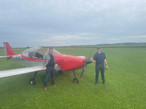 Erster Soloflug erfolgreich absolviert Next Step finished - First Solo!!