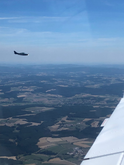 Formation VL³ in Sicht Breezer und VL³ im Formationsflug